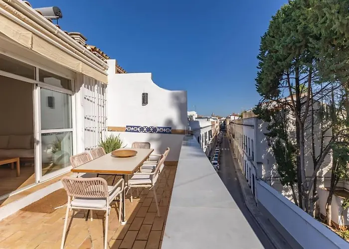 Pasaje Mallol Penthouse By Valcambre
